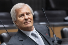 Justice&nbsp;: Vincent Bolloré devant le Tribunal au Togo pour corruption