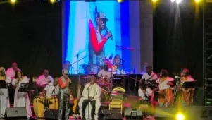 Gabon&nbsp;: Omboué en communion avec Pierre Claver Akendengué pour un concert historique dans sa ville natale