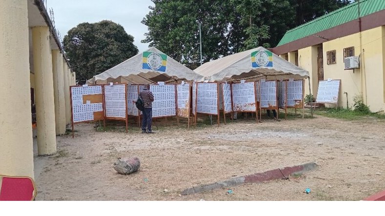 Scrutin du 27 septembre : la liste définitive et les cartes d’électeurs disponibles