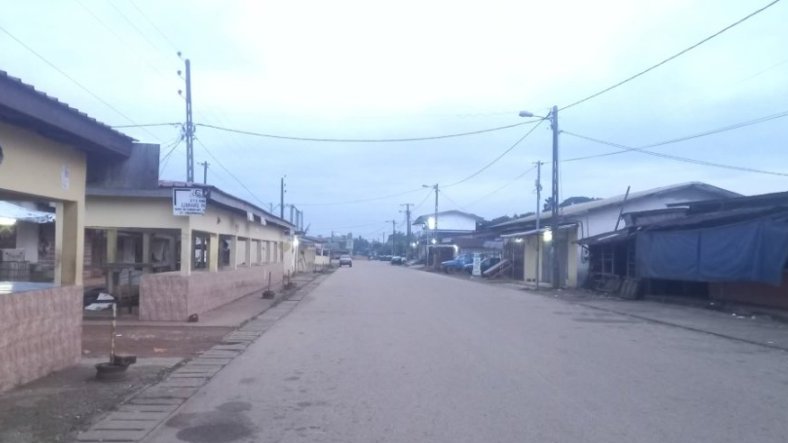 Vol spectaculaire au marché municipal de Mouila&nbsp;: des téléphones estimés à 4 millions de francs dérobés