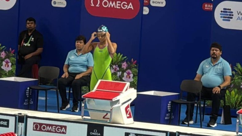 Mondiaux de natation 2025 : Noélie Lacour propulse la natation gabonaise sur la scène internationale 