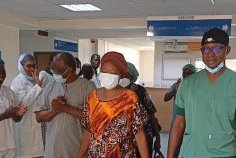 Première greffe de rein au Burkina Faso : la patiente quitte l’hôpital