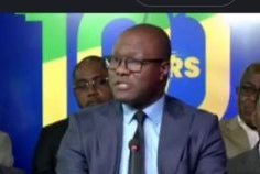 Suppression des bourses à l’étranger&nbsp;:&nbsp;le ministre de l’Enseignement supérieur justifie la décision