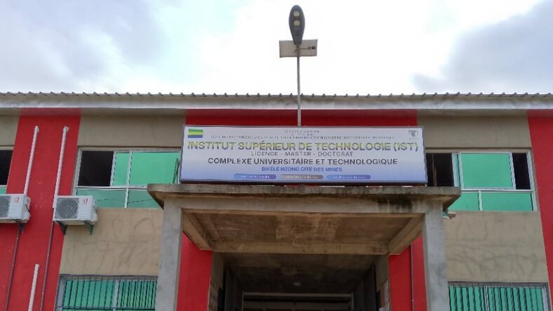 Crise à l’IST : 195 millions de loyers impayés, le personnel exclu des locaux