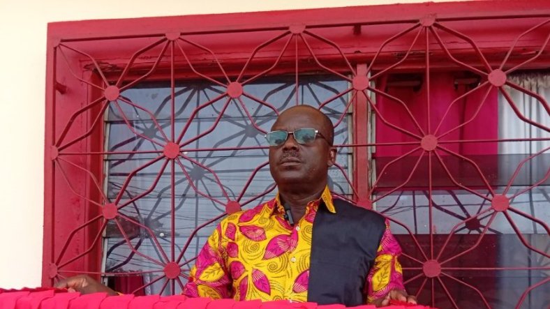 Gabon /  Politique / UPG&nbsp;: Roger Mouloungui chargé de conduire la reconstruction du parti