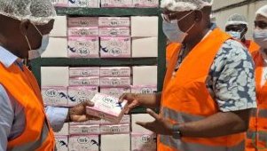 Les Sucreries du Gabon lancent la campagne sucrière 2025 pour augmenter la production et réduire l’importation de sucre.