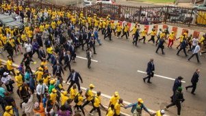 Gabon&nbsp;: le  Chef de l’État accueilli  comme un héros  après un séjour diplomatique aux États-Unis