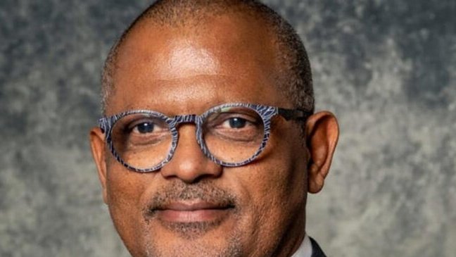 Relation économique Gabon –France : Alain-Claude Kouakoua met les pieds dans le plat