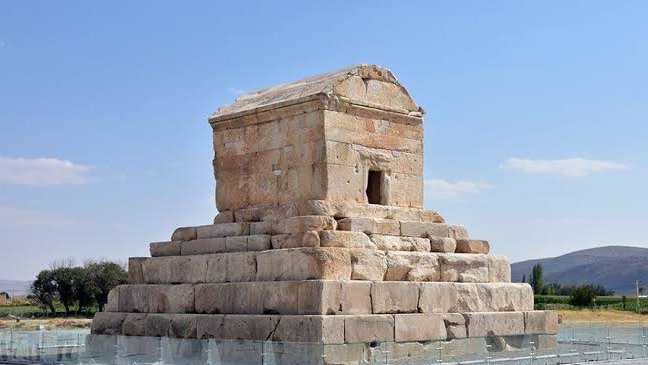 L’IRAN SEUL CONTRE LE BLOC OCCIDENTAL FRAGILISÉ&nbsp;: Leçon de géopolitique bien pensée