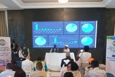 Législatives et locales 2025&nbsp;: les observateurs de la société civile dressent le bilan du premier tour